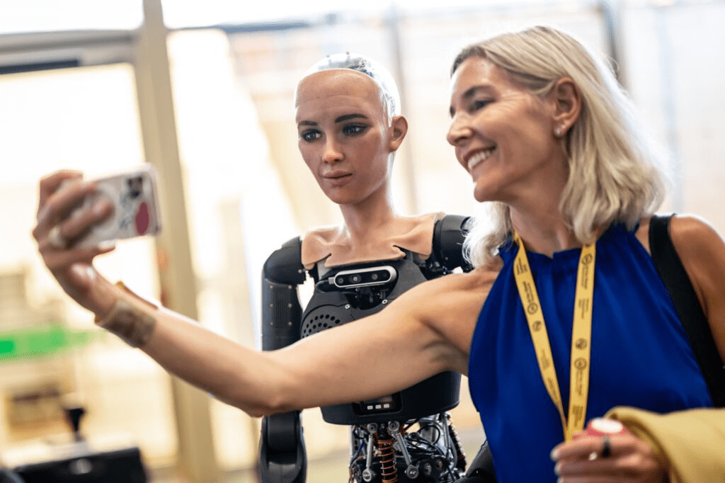 AI (Enabled) Humanoid Robots Says They Could ”Run The World Better than Humans” at UN Conference(Video)