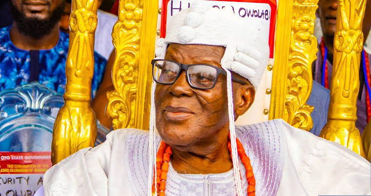 Oba Owolabi Olakulehin